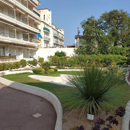 Flat In Juan Lägenhet Antibes Exteriör bild